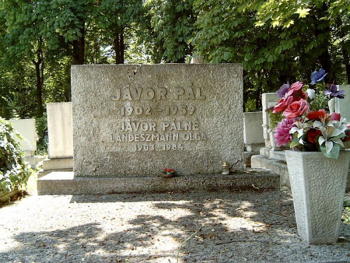 Jávor Pál síremléke