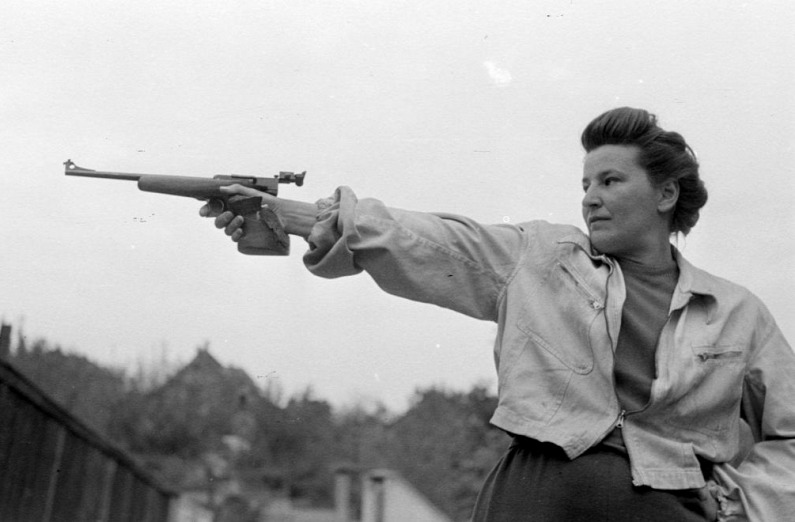 Elhunyt Kisgyörgy Lajosné sportlövő