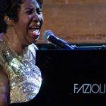 Meghalt Aretha Franklin.