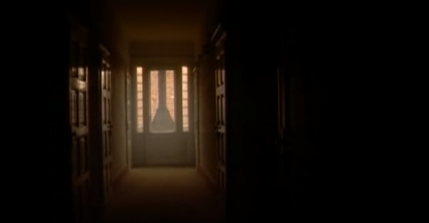 Jöjjön Edda Művek Egyedül blues klipje.